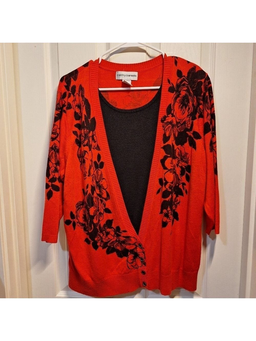 Cathy Daniels Women's Red Floral Sweater 1X